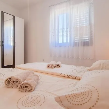 Lucijana * Novigrad Istria