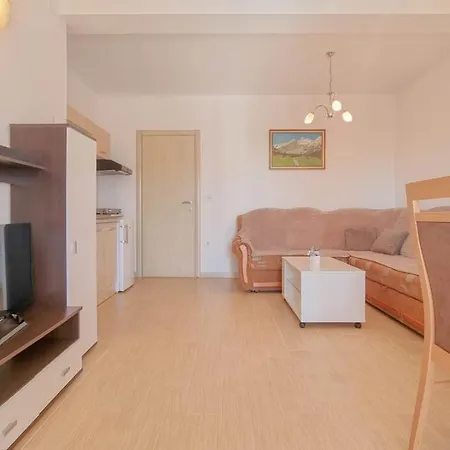 Lucijana Apartmán *